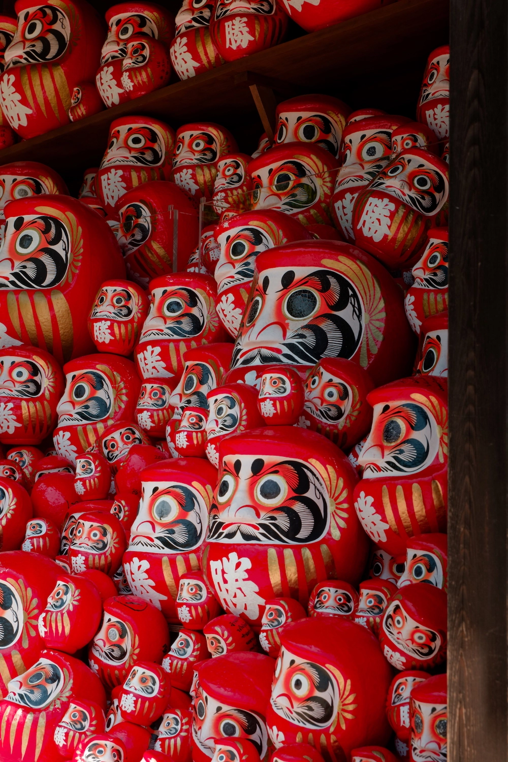 daruma wall