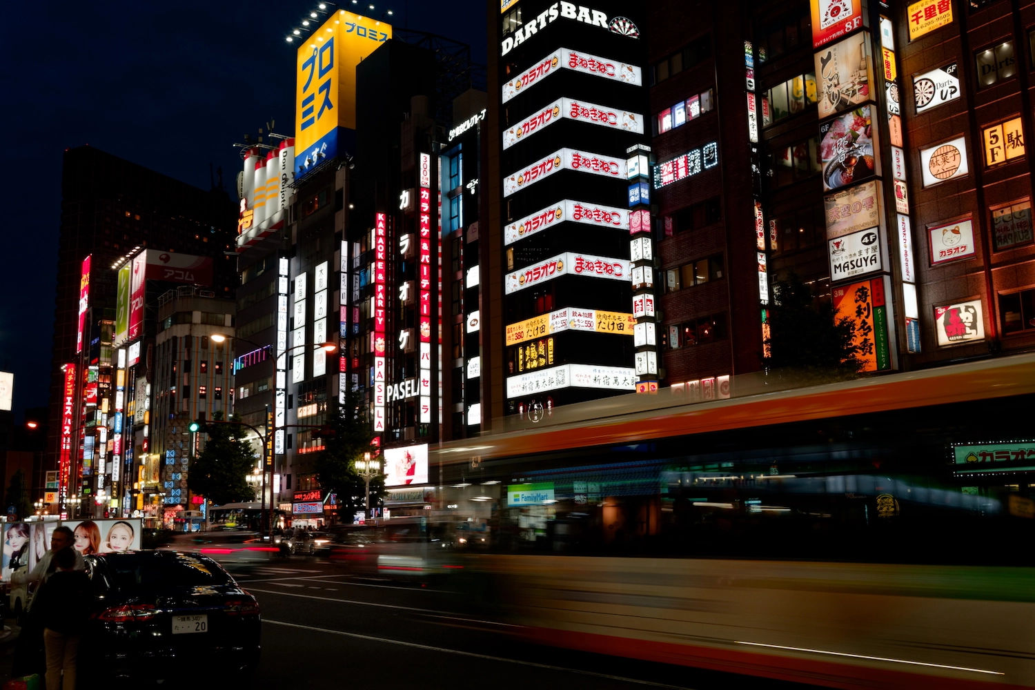tokyo at night